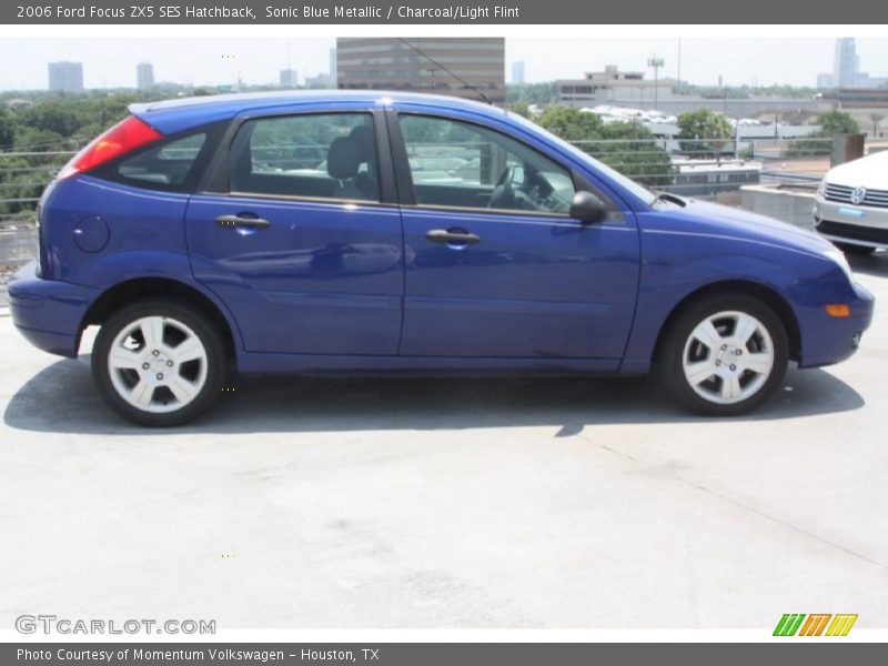 Sonic Blue Metallic / Charcoal/Light Flint 2006 Ford Focus ZX5 SES Hatchback