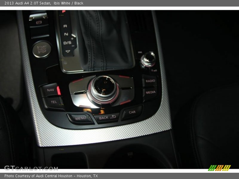 Ibis White / Black 2013 Audi A4 2.0T Sedan
