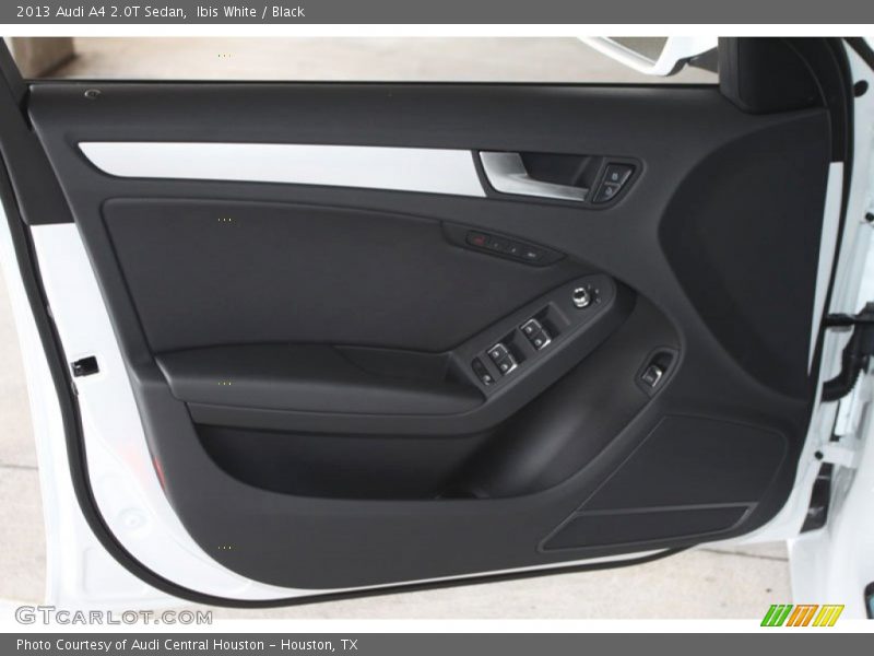 Ibis White / Black 2013 Audi A4 2.0T Sedan