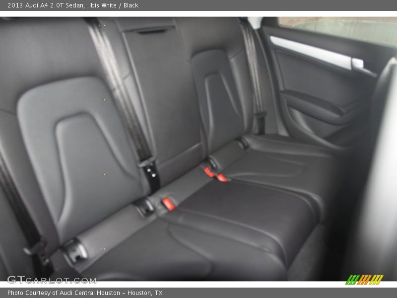 Ibis White / Black 2013 Audi A4 2.0T Sedan