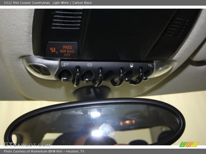 Light White / Carbon Black 2012 Mini Cooper Countryman