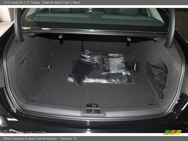 Phantom Black Pearl / Black 2013 Audi A4 2.0T Sedan