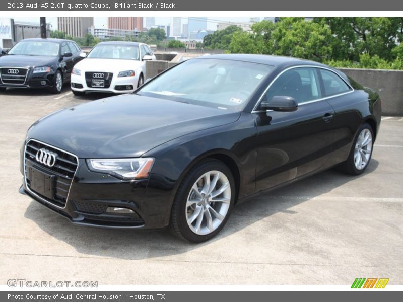 Front 3/4 View of 2013 A5 2.0T quattro Coupe