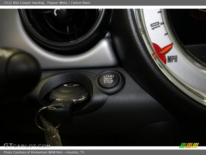 Pepper White / Carbon Black 2012 Mini Cooper Hardtop