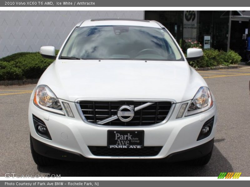 Ice White / Anthracite 2010 Volvo XC60 T6 AWD