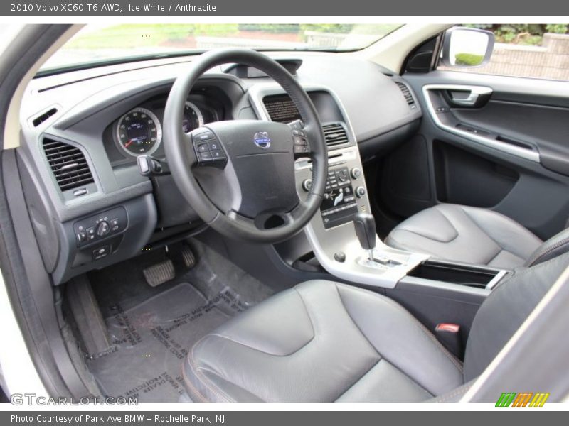 Ice White / Anthracite 2010 Volvo XC60 T6 AWD