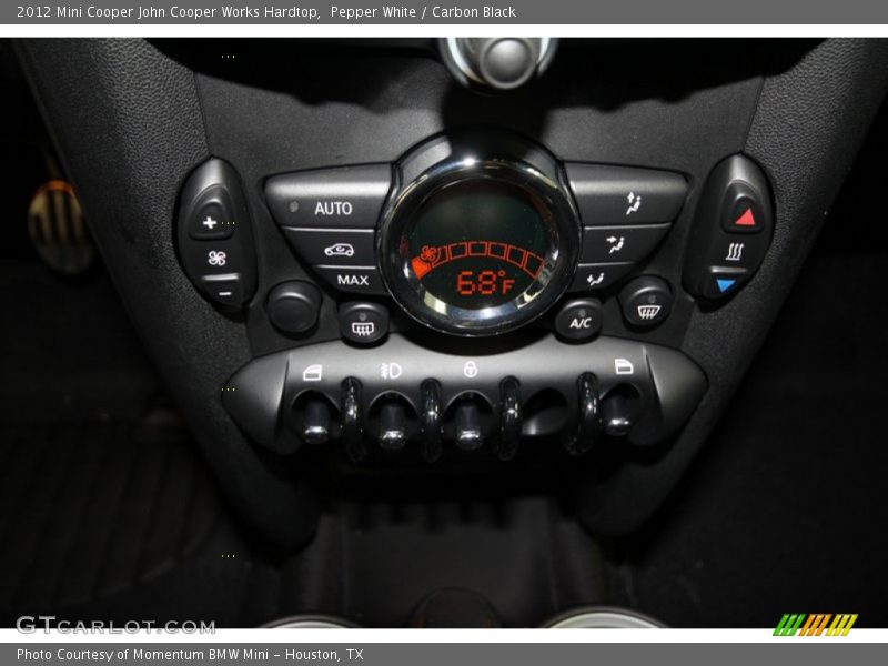 Pepper White / Carbon Black 2012 Mini Cooper John Cooper Works Hardtop
