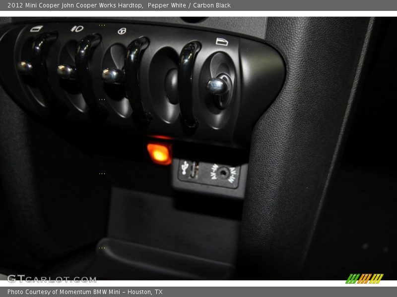 Pepper White / Carbon Black 2012 Mini Cooper John Cooper Works Hardtop
