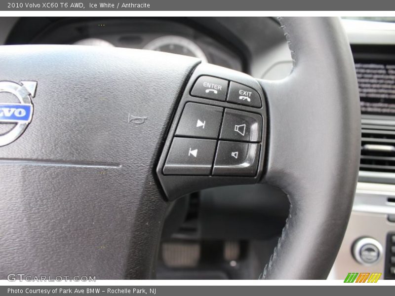 Ice White / Anthracite 2010 Volvo XC60 T6 AWD