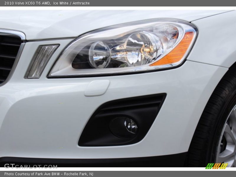 Ice White / Anthracite 2010 Volvo XC60 T6 AWD