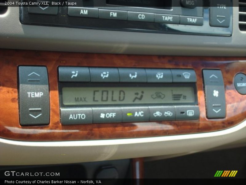 Black / Taupe 2004 Toyota Camry XLE