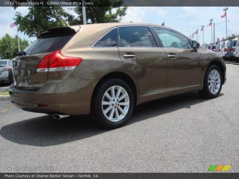 Golden Umber Mica / Ivory 2010 Toyota Venza I4