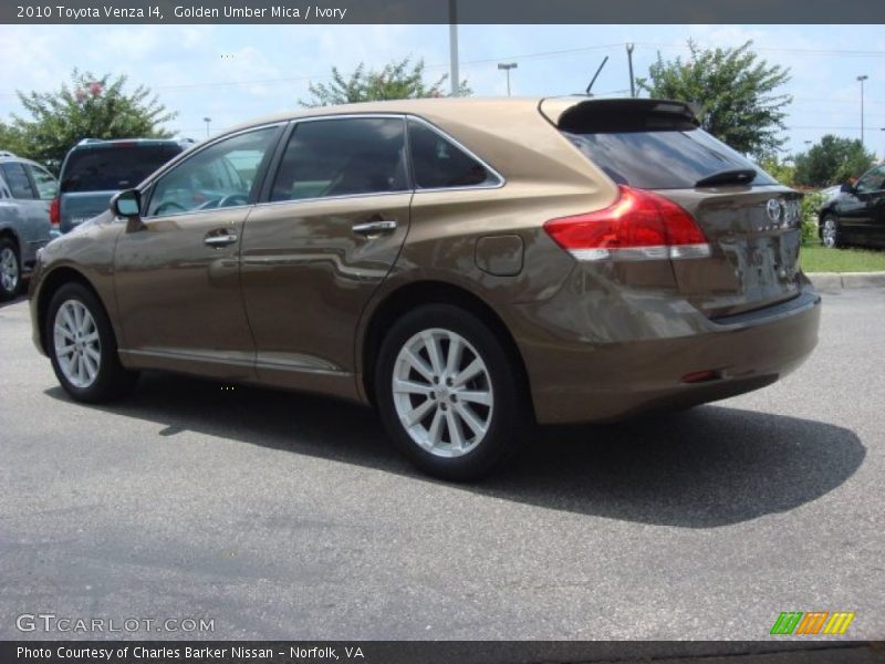 Golden Umber Mica / Ivory 2010 Toyota Venza I4