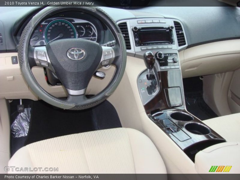 Dashboard of 2010 Venza I4