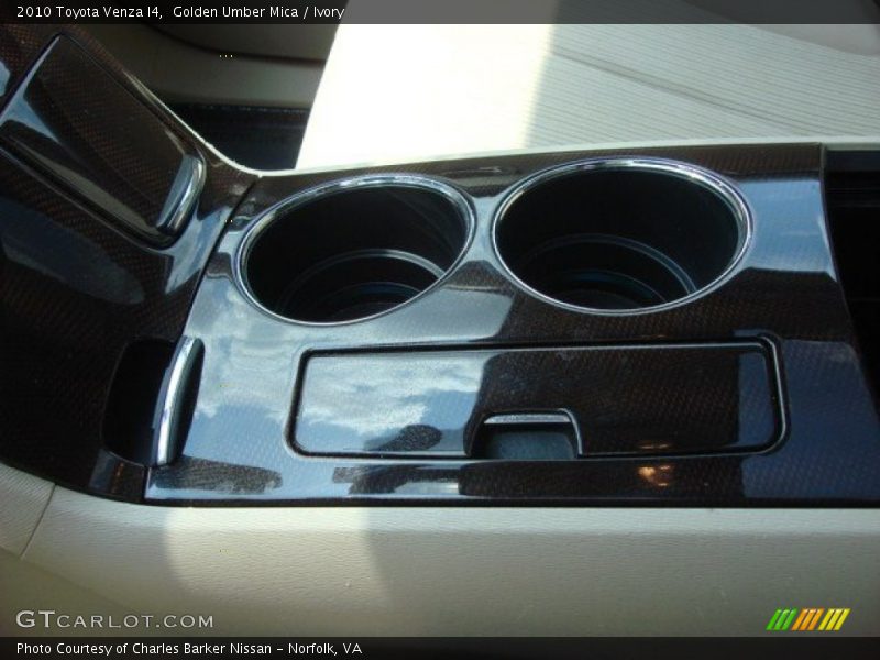 Golden Umber Mica / Ivory 2010 Toyota Venza I4