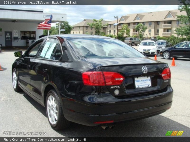 Black / Titan Black 2011 Volkswagen Jetta SE Sedan