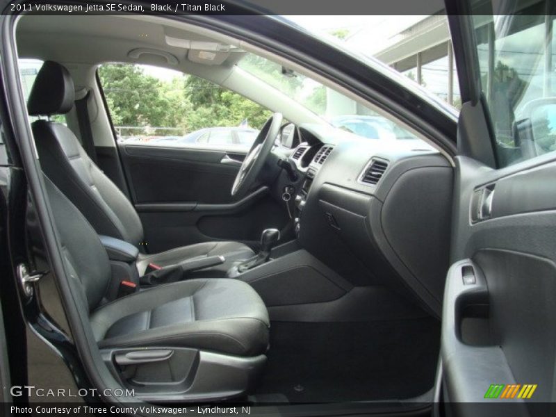 Black / Titan Black 2011 Volkswagen Jetta SE Sedan