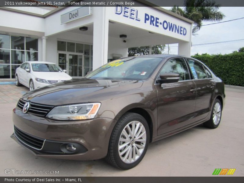 Toffee Brown Metallic / Cornsilk Beige 2011 Volkswagen Jetta SEL Sedan