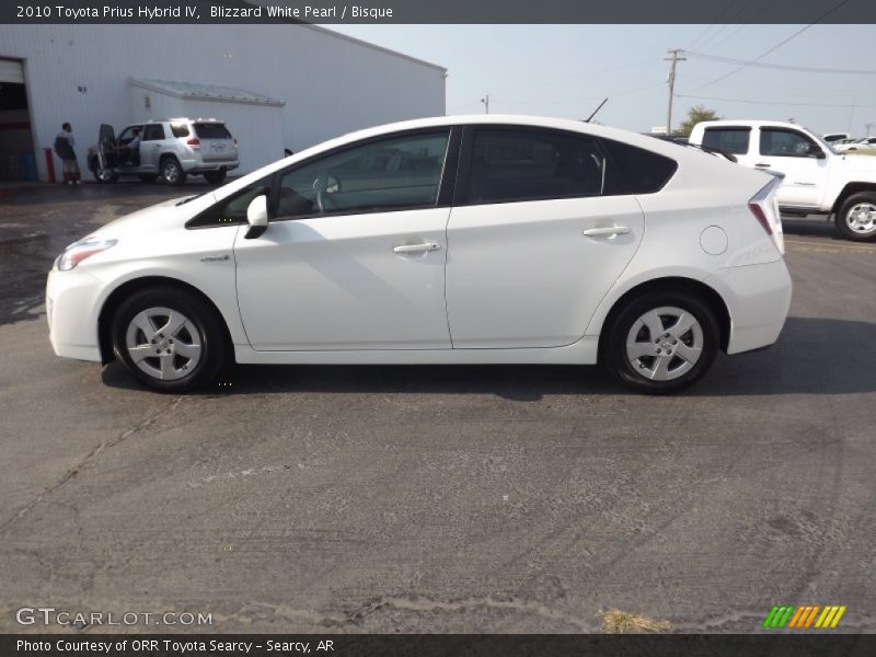 Blizzard White Pearl / Bisque 2010 Toyota Prius Hybrid IV