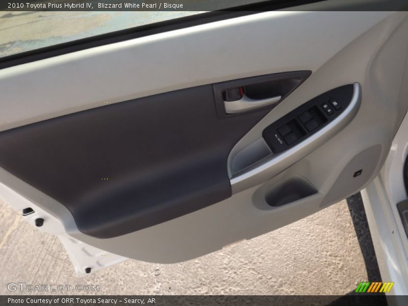 Blizzard White Pearl / Bisque 2010 Toyota Prius Hybrid IV