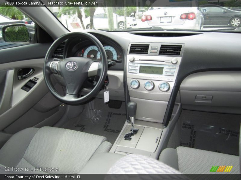 Magnetic Gray Metallic / Ash 2009 Toyota Camry SE