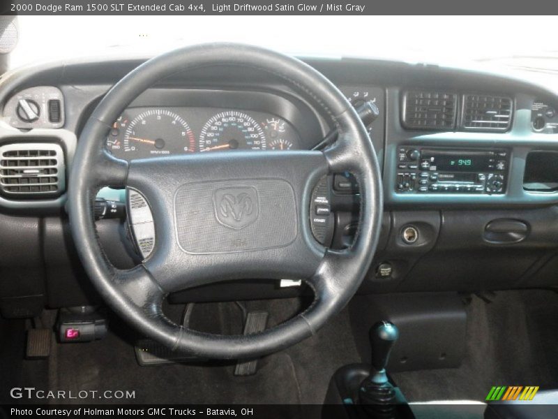 2000 Ram 1500 SLT Extended Cab 4x4 Steering Wheel