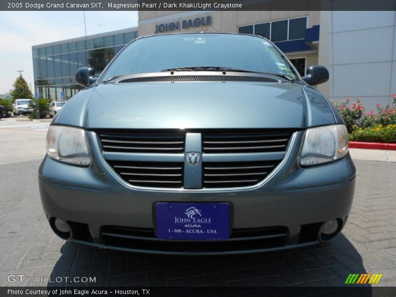 Magnesium Pearl / Dark Khaki/Light Graystone 2005 Dodge Grand Caravan SXT