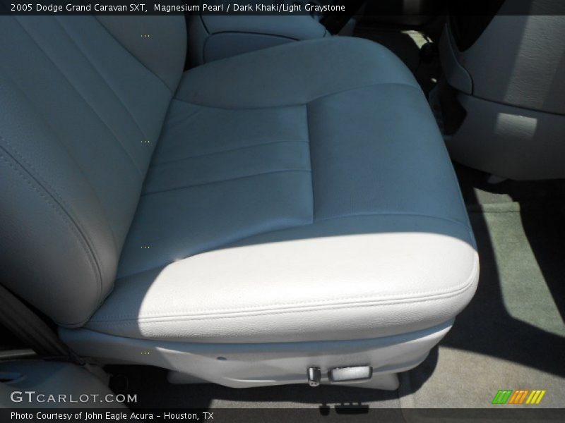 Magnesium Pearl / Dark Khaki/Light Graystone 2005 Dodge Grand Caravan SXT