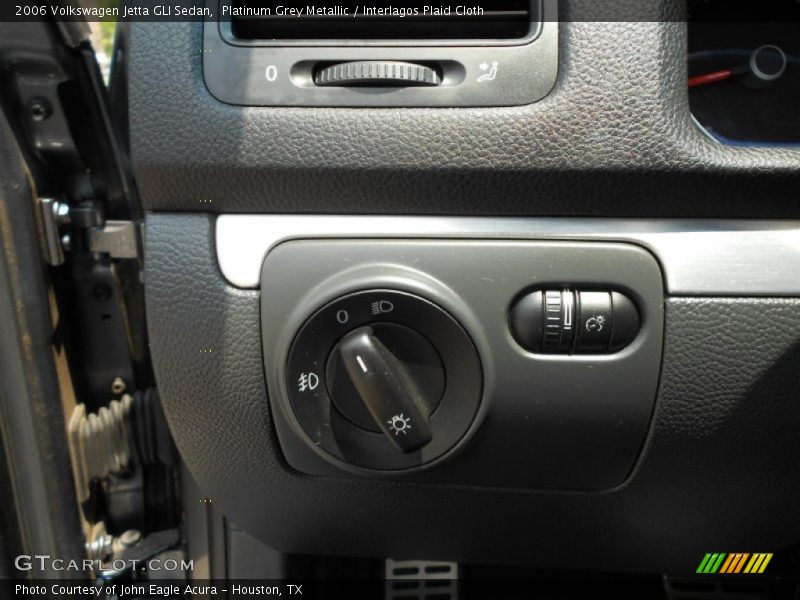 Platinum Grey Metallic / Interlagos Plaid Cloth 2006 Volkswagen Jetta GLI Sedan
