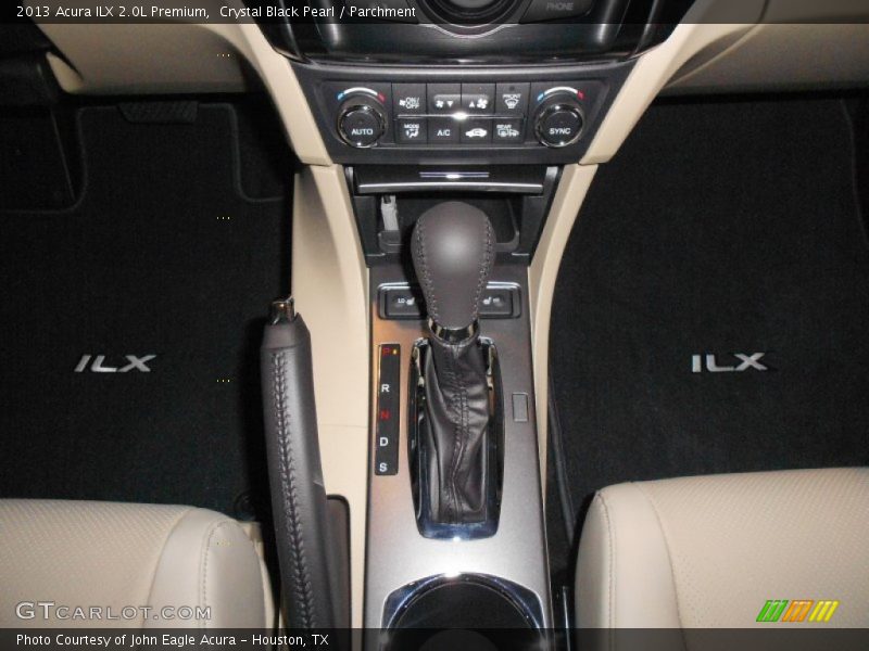  2013 ILX 2.0L Premium 5 Speed Automatic Shifter