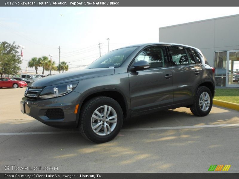 Pepper Gray Metallic / Black 2012 Volkswagen Tiguan S 4Motion