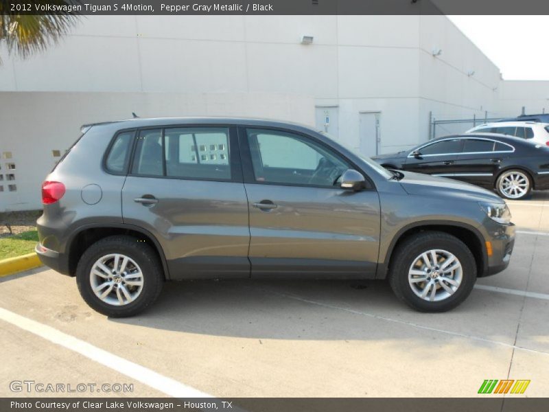 Pepper Gray Metallic / Black 2012 Volkswagen Tiguan S 4Motion