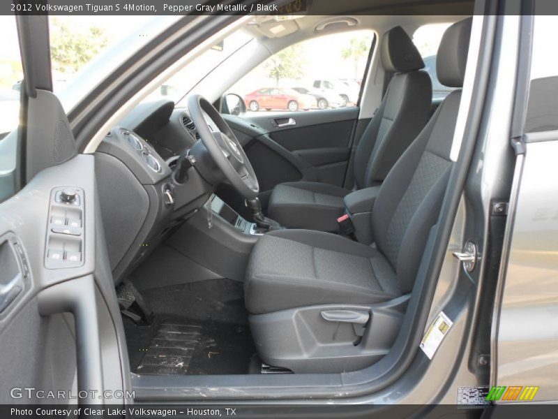Pepper Gray Metallic / Black 2012 Volkswagen Tiguan S 4Motion