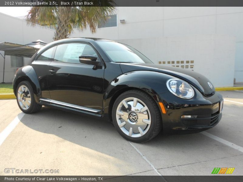 Front 3/4 View of 2012 Beetle 2.5L