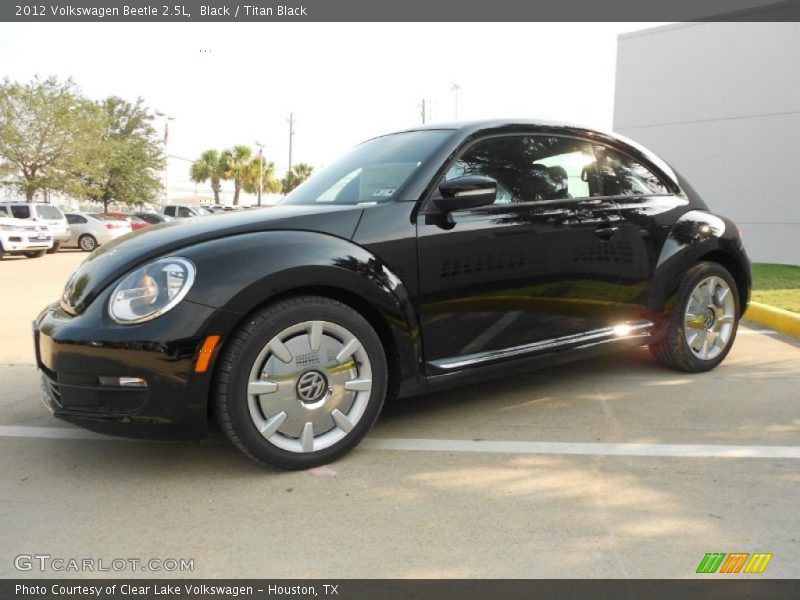 Black / Titan Black 2012 Volkswagen Beetle 2.5L
