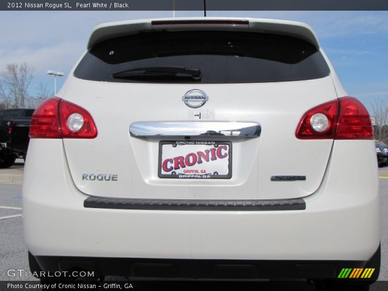Pearl White / Black 2012 Nissan Rogue SL
