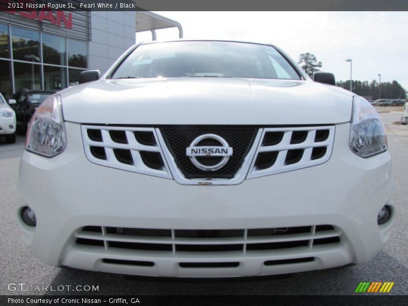 Pearl White / Black 2012 Nissan Rogue SL