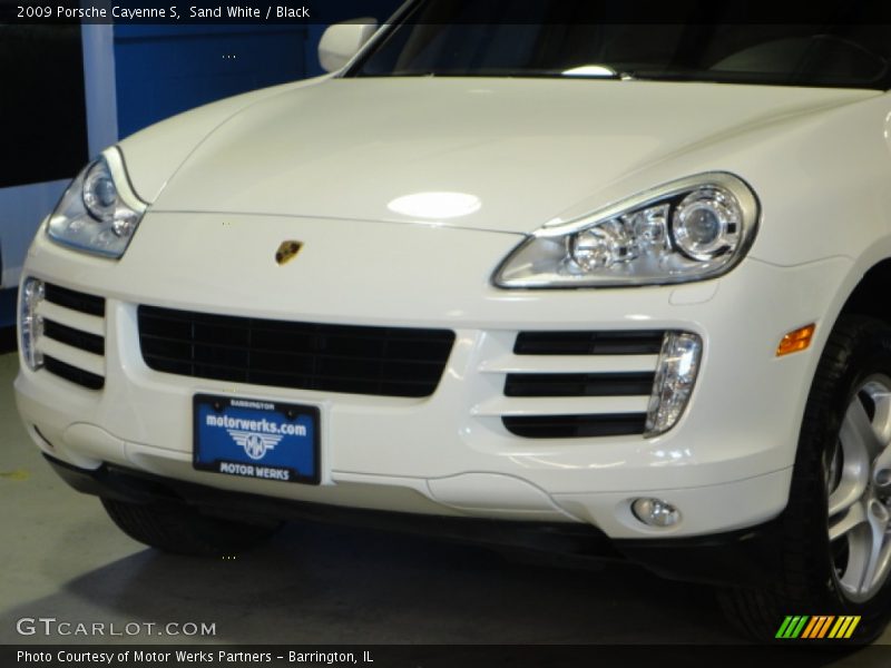 Sand White / Black 2009 Porsche Cayenne S