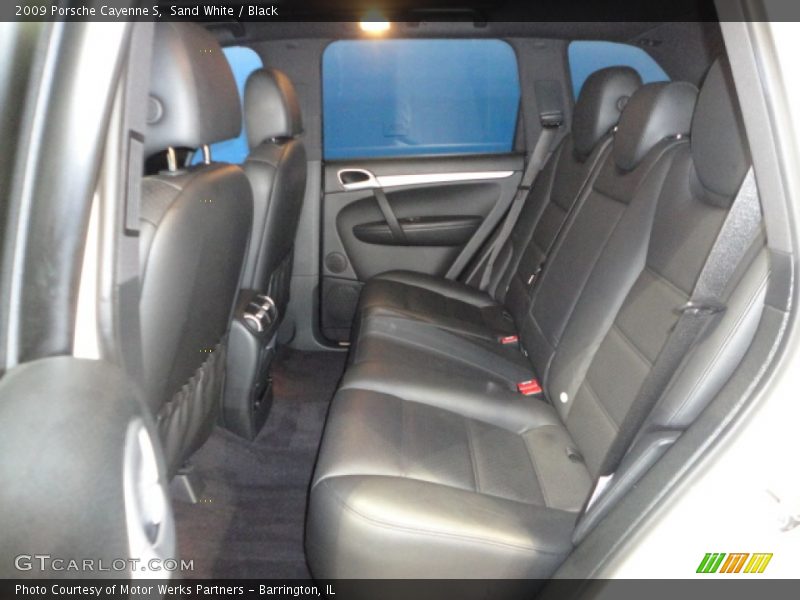 Sand White / Black 2009 Porsche Cayenne S