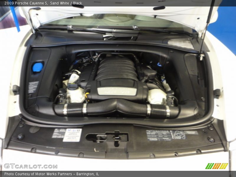 Sand White / Black 2009 Porsche Cayenne S