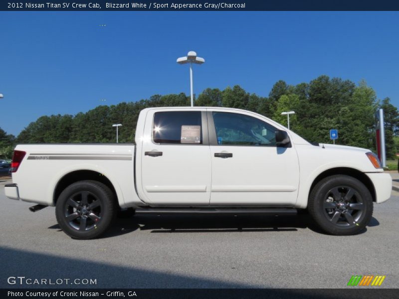 Blizzard White / Sport Apperance Gray/Charcoal 2012 Nissan Titan SV Crew Cab