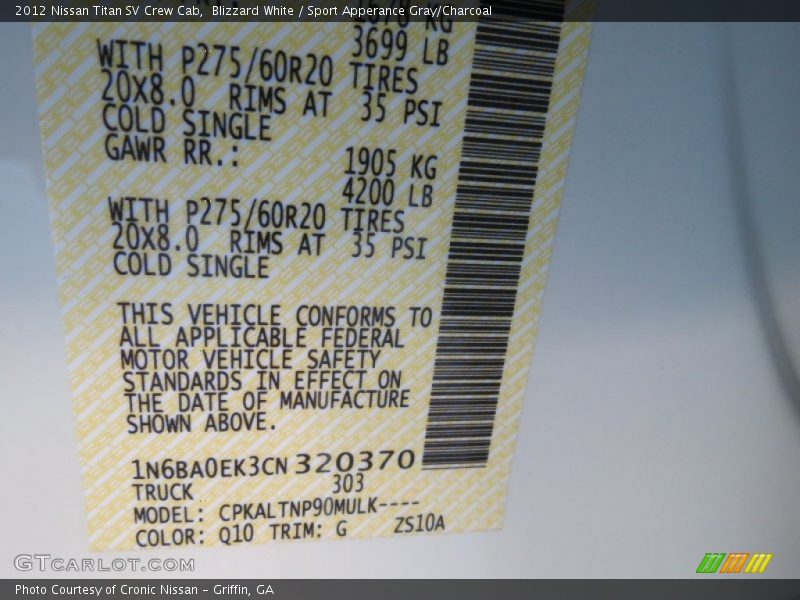 Blizzard White / Sport Apperance Gray/Charcoal 2012 Nissan Titan SV Crew Cab