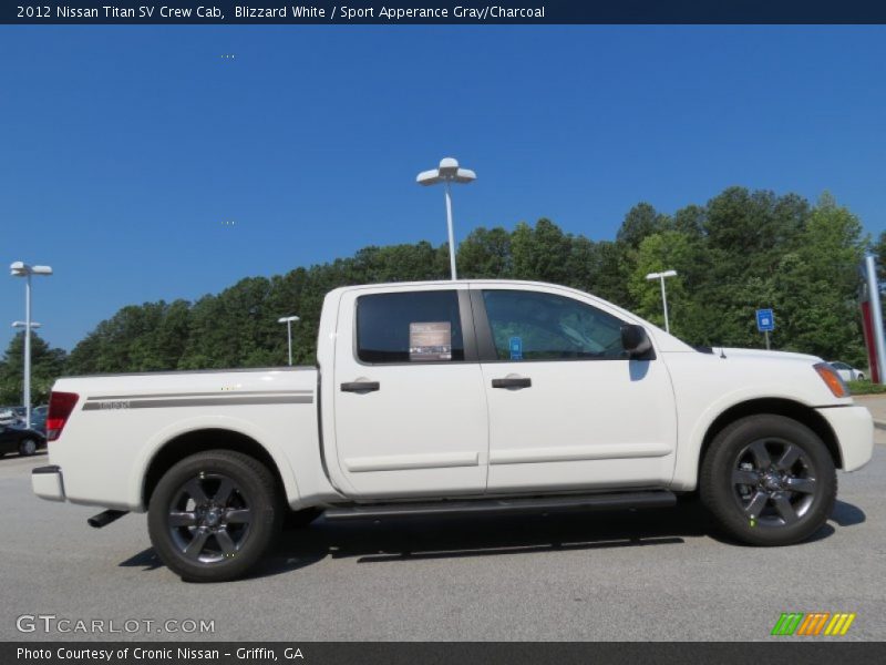 Blizzard White / Sport Apperance Gray/Charcoal 2012 Nissan Titan SV Crew Cab