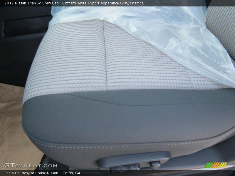 Blizzard White / Sport Apperance Gray/Charcoal 2012 Nissan Titan SV Crew Cab