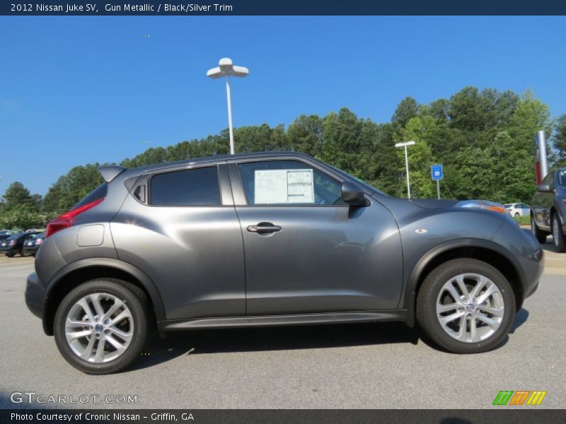 Gun Metallic / Black/Silver Trim 2012 Nissan Juke SV
