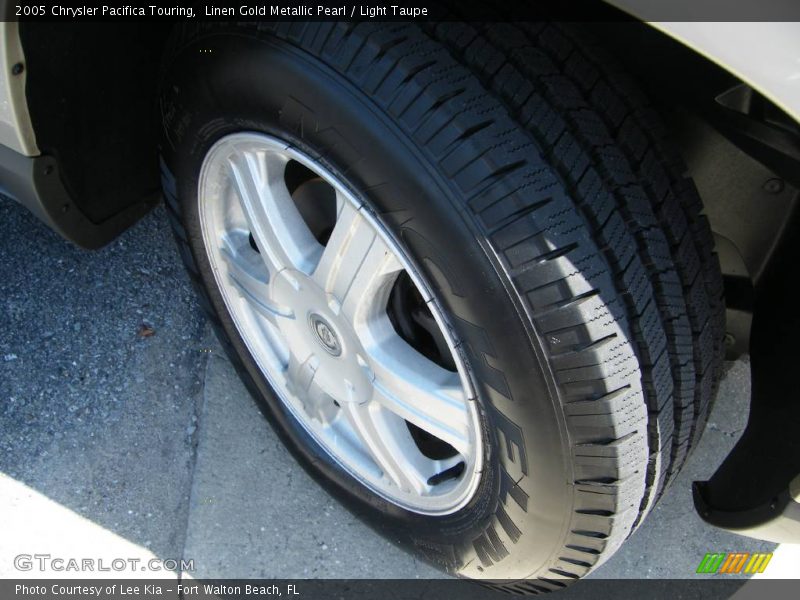 Linen Gold Metallic Pearl / Light Taupe 2005 Chrysler Pacifica Touring