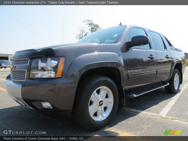 Taupe Gray Metallic / Dark Titanium/Light Titanium 2010 Chevrolet Avalanche Z71