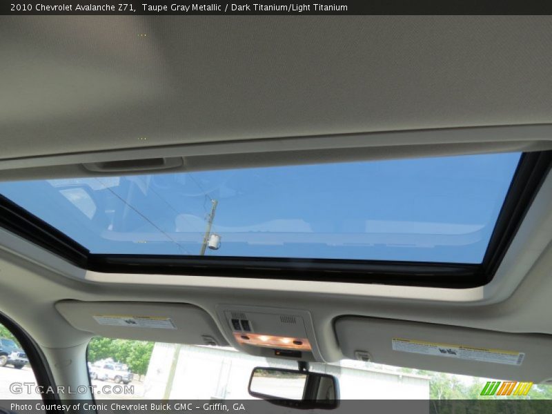 Taupe Gray Metallic / Dark Titanium/Light Titanium 2010 Chevrolet Avalanche Z71