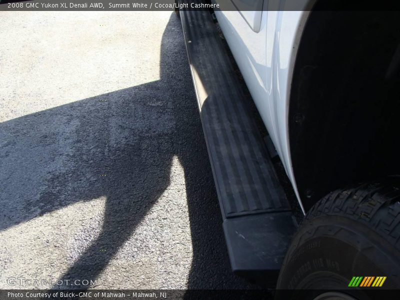 Summit White / Cocoa/Light Cashmere 2008 GMC Yukon XL Denali AWD