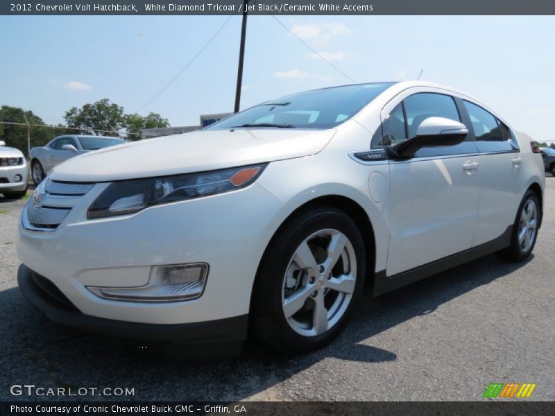 White Diamond Tricoat / Jet Black/Ceramic White Accents 2012 Chevrolet Volt Hatchback